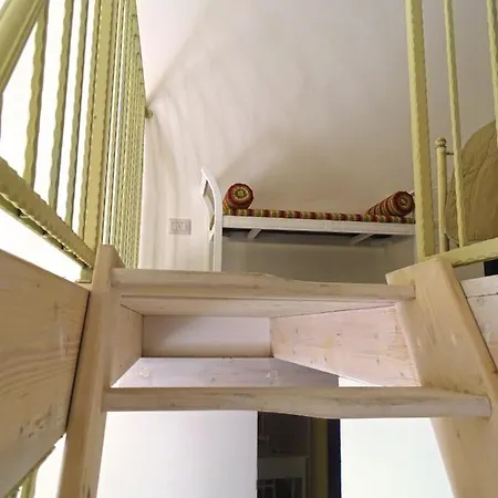 Bed & Breakfast Mescia Marina 3*