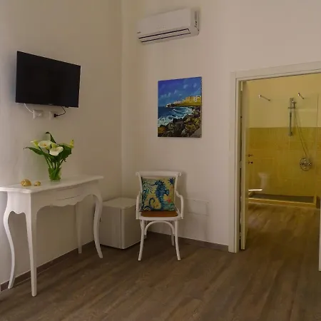 Mescia Marina فندق مبيت وإفطار