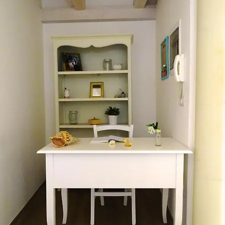 Mescia Marina לינה וארוחת בוקר 3*
