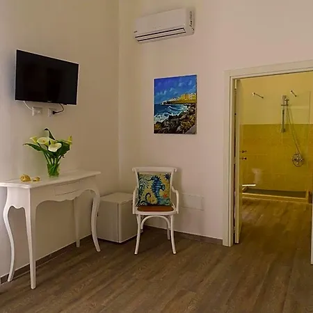 Bed & Breakfast Mescia Marina